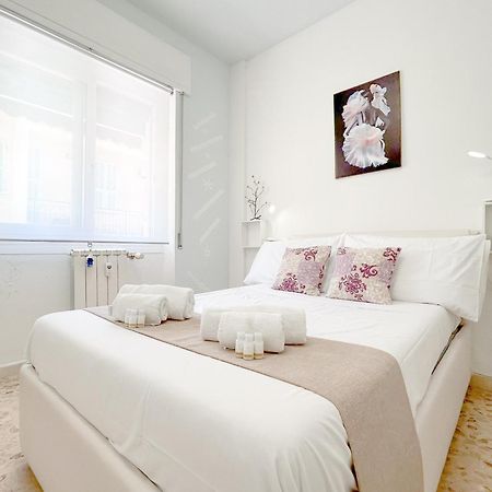Apartamento Elegant House - Centro - 400Mt Dal Mare Ventimiglia Exterior foto