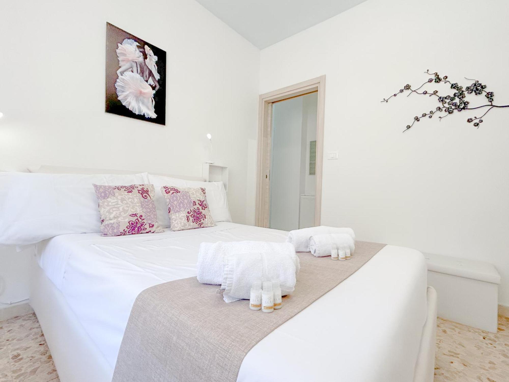 Apartamento Elegant House - Centro - 400Mt Dal Mare Ventimiglia Exterior foto
